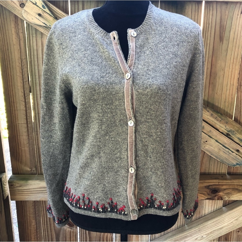 Sorbe Gray Long Sleeve Lambswool Cardigan Sweater with Embroidered Floral Size M